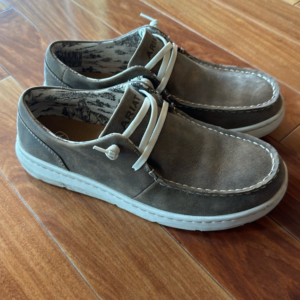 Arita Hilo sneakers